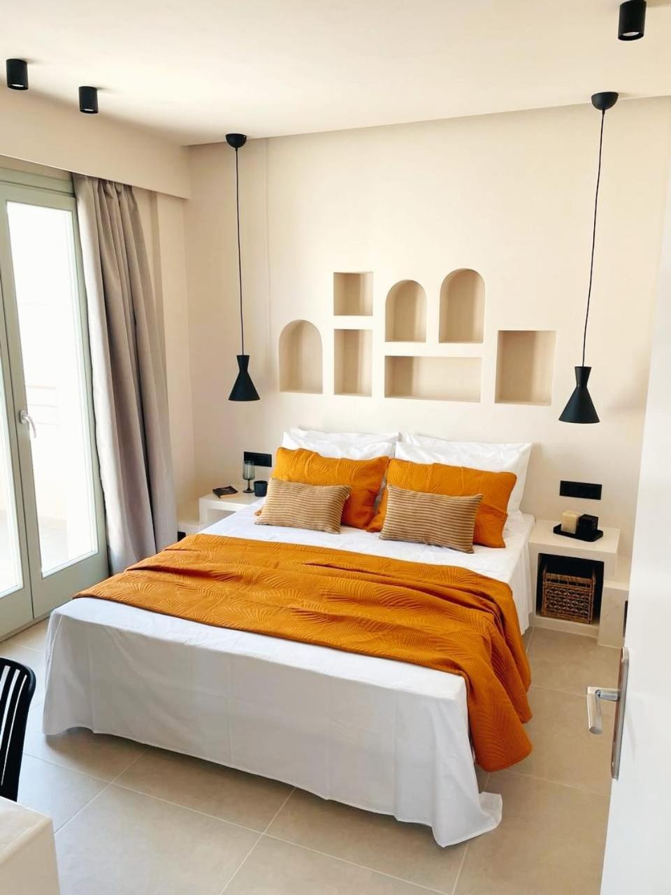 Sugarwhite Suites With Private Not Heated Pool Emporio  Екстер'єр фото