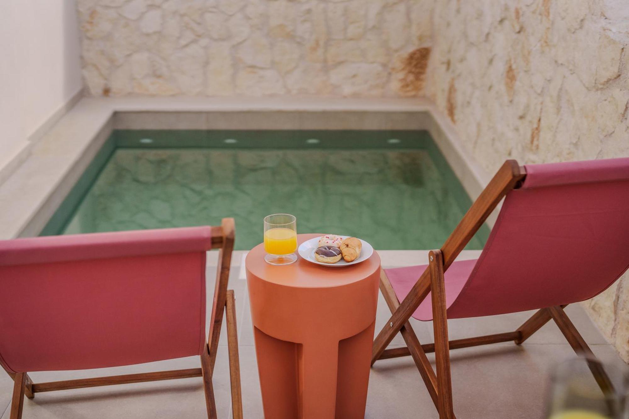 Sugarwhite Suites With Private Not Heated Pool Emporio  Екстер'єр фото