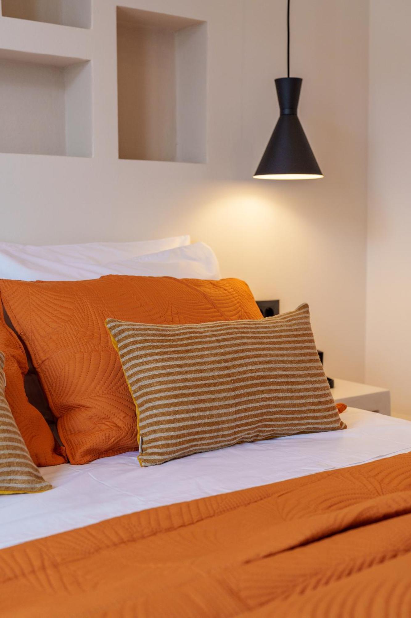 Sugarwhite Suites With Private Not Heated Pool Emporio  Екстер'єр фото