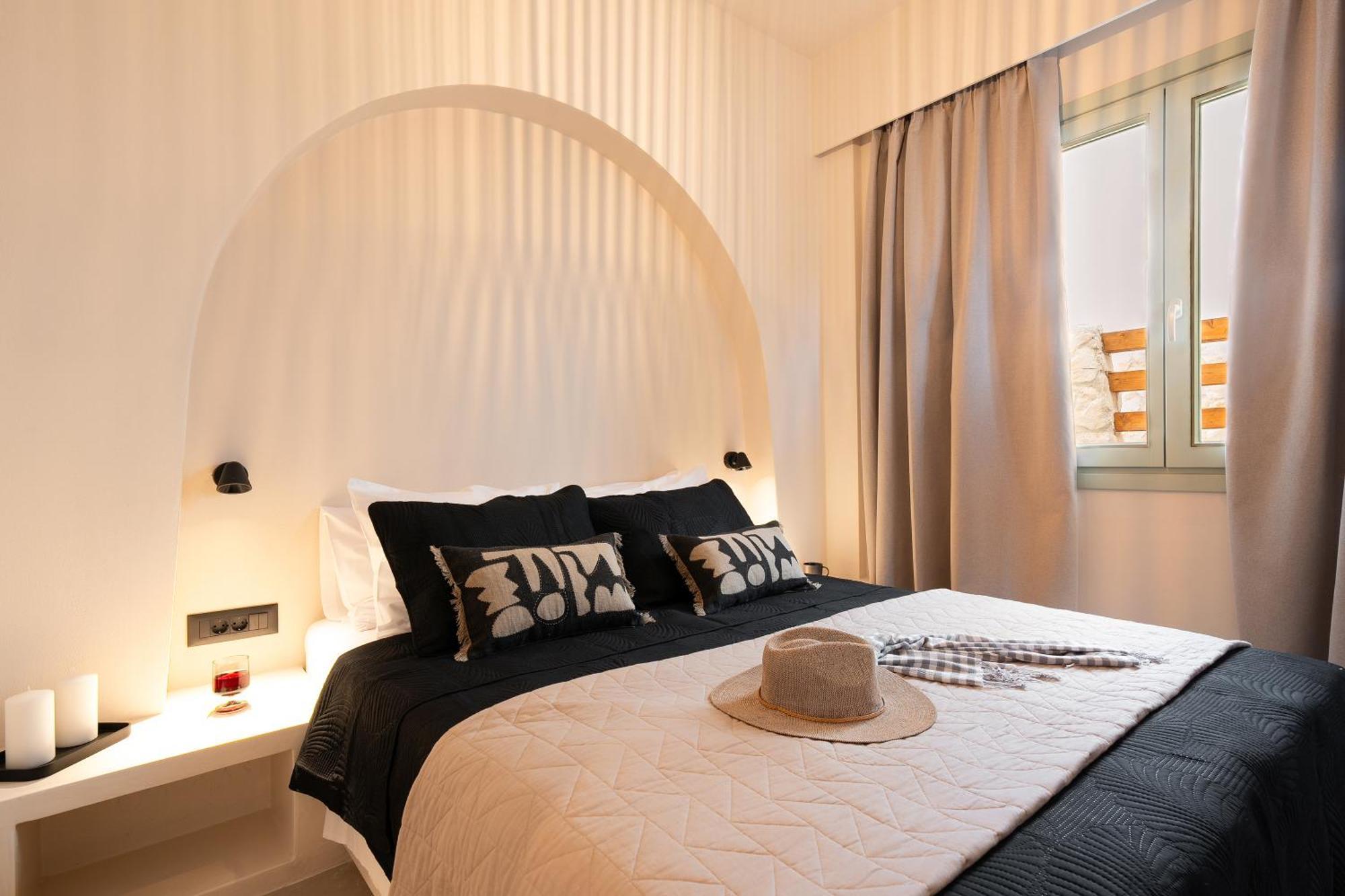 Sugarwhite Suites With Private Not Heated Pool Emporio  Екстер'єр фото
