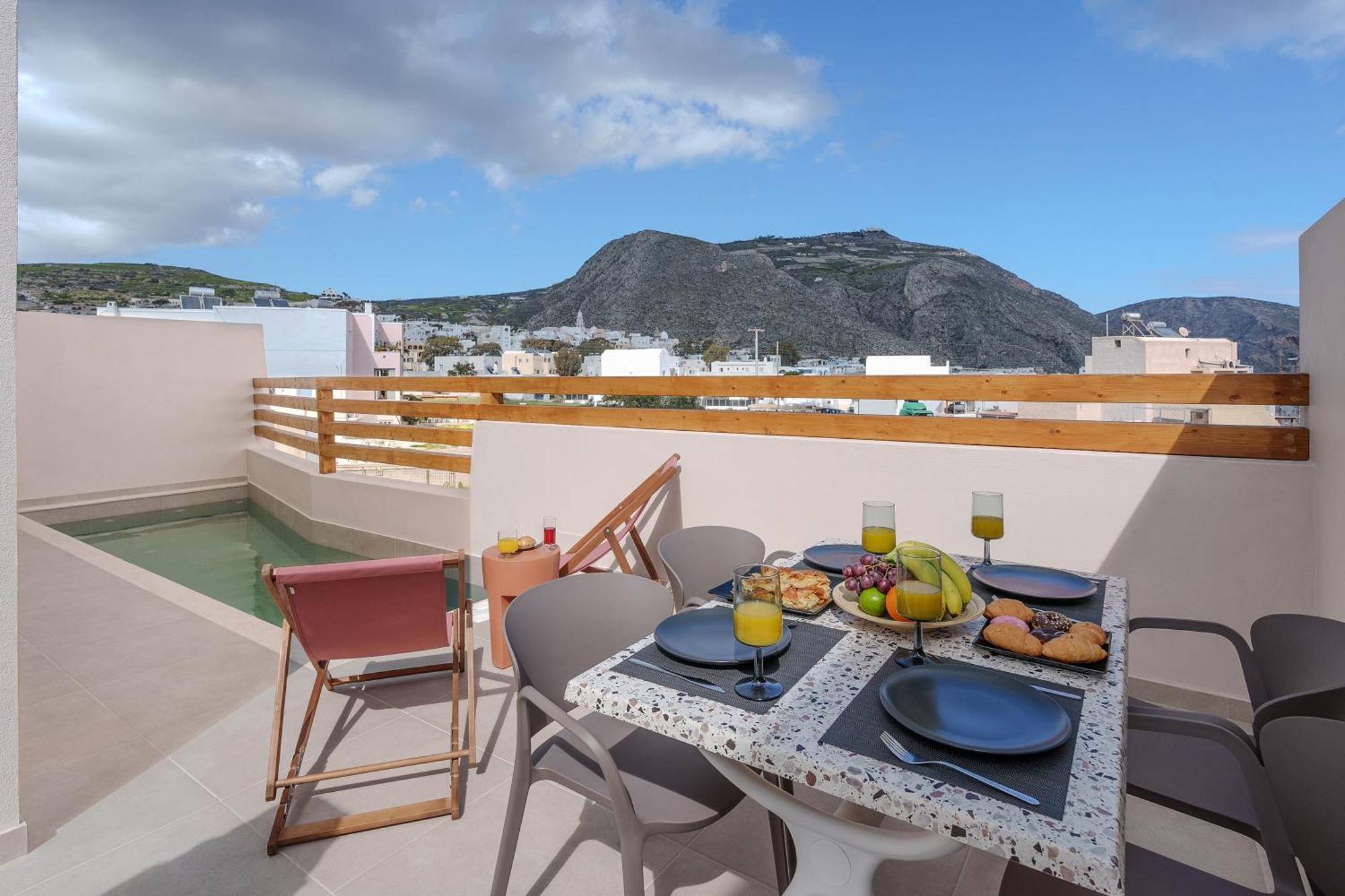 Sugarwhite Suites With Private Not Heated Pool Emporio  Екстер'єр фото